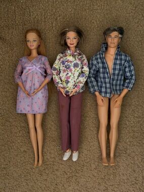 Vintage Mattel Barbie Happy Family Dolls - READ